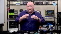 Introduction to computer hardware and software : What is a Computer? Instructional Video