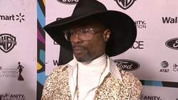 Stars weigh in on Jussie Smollett case at ESSENCE Black Women in Hollywood Awards Instructional Video