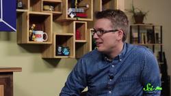 Stevie Boebi and Huckleberry the Beaver: SciShow Talk Show Instructional Video