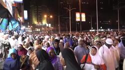 CLEAN : Mecca vendors cash in on Hajj pilgrimage News Clip
