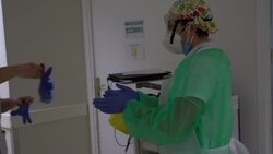 ONLYONAP A look at virus fight in Spanish hospital Instructional Video
