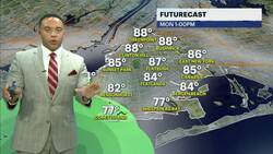Mostly sunny and warm Monday before chance of isolated evening thunderstorms for Brooklyn News Clip