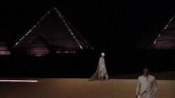 CLEAN : Dior showcases fashion in shadow of Egypt's pyramids News Clip