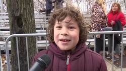 Thanksgiving parade a success amid wind scare Instructional Video