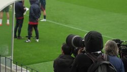 Press filming the Portuguese national team ahead of the World Cup News Clip