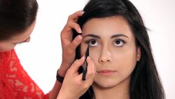 How to Do an Extreme Cat Eye Instructional Video