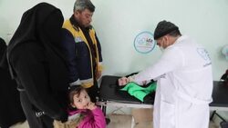 CLEAN : Syrian medics check for COVID-19 virus along border with Turkey News Clip