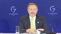 CLEAN : Germany rejects pooling EU debt to rebuild Ukraine: finance minister News Clip