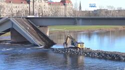Thousands evacuated in Dresden after World War II bomb found during bridge demolition News Clip
