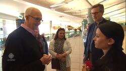 Florida man helps Syrians reunite in Vancouver News Clip