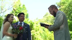 CLEAN : US: Virginia venue hosts free, socially-distanced weddings News Clip