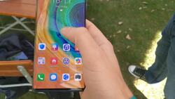 Huawei unveils new Mate 30 Series News Clip
