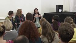 CLEAN : Ukrainian and Russian chefs in London join forces for 'Cook for Ukraine' project News Clip