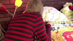 How to Pick the Perfect Valentine's Day Gift for Her Instructional Video