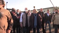 CLEAN : Macron defeat will 'open horizon' in France-UK fishing row: Le Pen News Clip