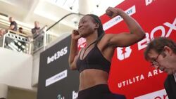 Lolita Muzeya and Savannah Marshall on the weighing scales News Clip