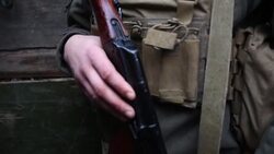 CLEAN : Ukraine: soldiers describe hearing pro-Russian military buildup on frontline News Clip