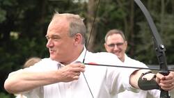 Ed Davey shoots for election success with less than a week left News Clip