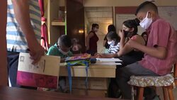 VOICED : “Escuelita” en favela de Venezuela cobija a niños sin clases por pandemia News Clip