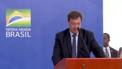 CLEAN : Ten Bolsonaro ministers leave office in Brazil News Clip