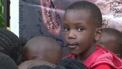 CLEAN : Singing dancing Sowetans pay News Clip