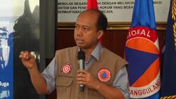 Mass burial to be held in tsunami-hit Palu, at least 832 dead Instructional Video