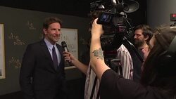 CLEAN : Bradley Cooper in Paris for the premiere of A Star is Born News Clip