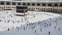 CLEAN : Mecca: First group of pilgrims perform the circling of the Kaaba News Clip