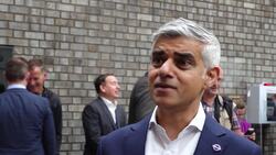 Khan: Picture of PM surrounded by colleagues during lockdown 'will leave country scratching their heads' News Clip