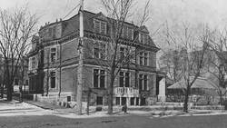 What was life like in the heyday of Montreal's Golden Square Mile? News Clip