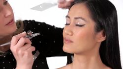 How to Do a Triple Cat Eye with an Airbrush Instructional Video