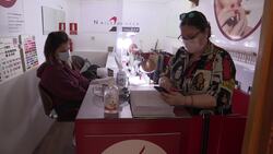 Some shops reopen as Spain lockdown eases Instructional Video