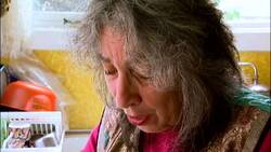 Making Summer Squash Stuffed with Rice Instructional Video