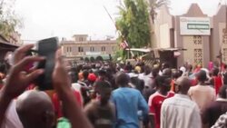 CLEAN : Mali: protesters target National Assembly and state broadcaster News Clip