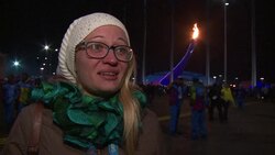 CLEAN : Spectators give Sochi opening ceremony the News Clip