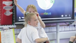 How to spell "rhythm" Instructional Video