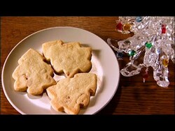 Holiday Shortbread Cookies Recipe - Mobile Minute Instructional Video