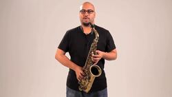 How to Play B Flat Major Scale & G Minor on the Sax Instructional Video