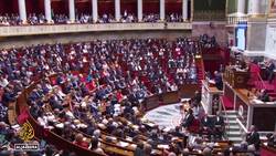 Outgoing French PM launches last-gasp bid to quell political crisis News Clip