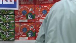 CLEAN : Singaporeans prepare for a quieter Deepavali amid virus restrictions News Clip