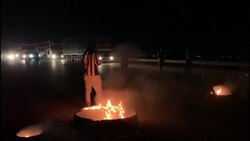 CLEAN : Iraqis in Diwaniyah block roads in protest of PM candidate News Clip