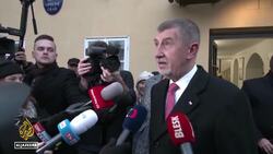 Ex-Czech general leads presidential race over billionaire Babis News Clip