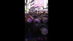 Muslims offer Ramadan prayers in New York’s Times Square News Clip