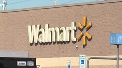 CLEAN : US: Police, FBI presence outside Walmart where employee killed six News Clip
