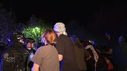 University of Calgary pro-Palestinian protesters clash with police News Clip