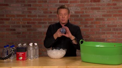 DIY SCI - MAGICALLY TURN WATER INTO ICE