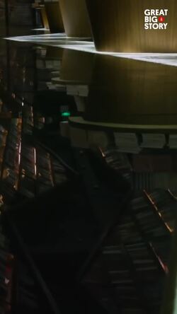 Infinite mirrors library, a literary oasis in Yangzhou, China Instructional Video