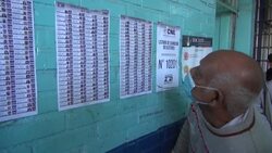 CLEAN : Hondurans form long queue at polling station in presidential election News Clip