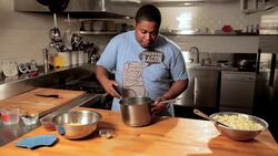 How to Make Bacon Mac & Cheese Instructional Video