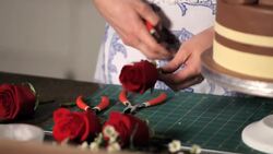 How to Decorate a Wedding Cake with Fresh Flowers Instructional Video